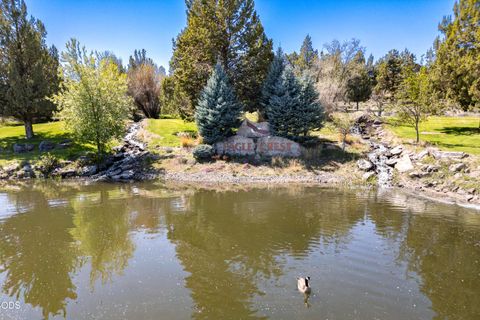 Tiny photo for 474 Tanager Drive, Redmond, OR 97756 (MLS # 220224630)
