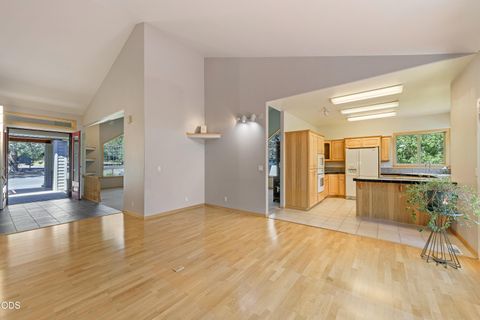 Tiny photo for 474 Tanager Drive, Redmond, OR 97756 (MLS # 220224630)