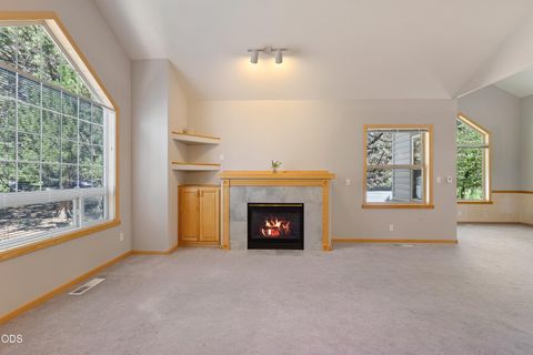 Tiny photo for 474 Tanager Drive, Redmond, OR 97756 (MLS # 220224630)