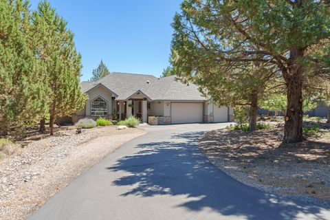 Tiny photo for 474 Tanager Drive, Redmond, OR 97756 (MLS # 220224630)