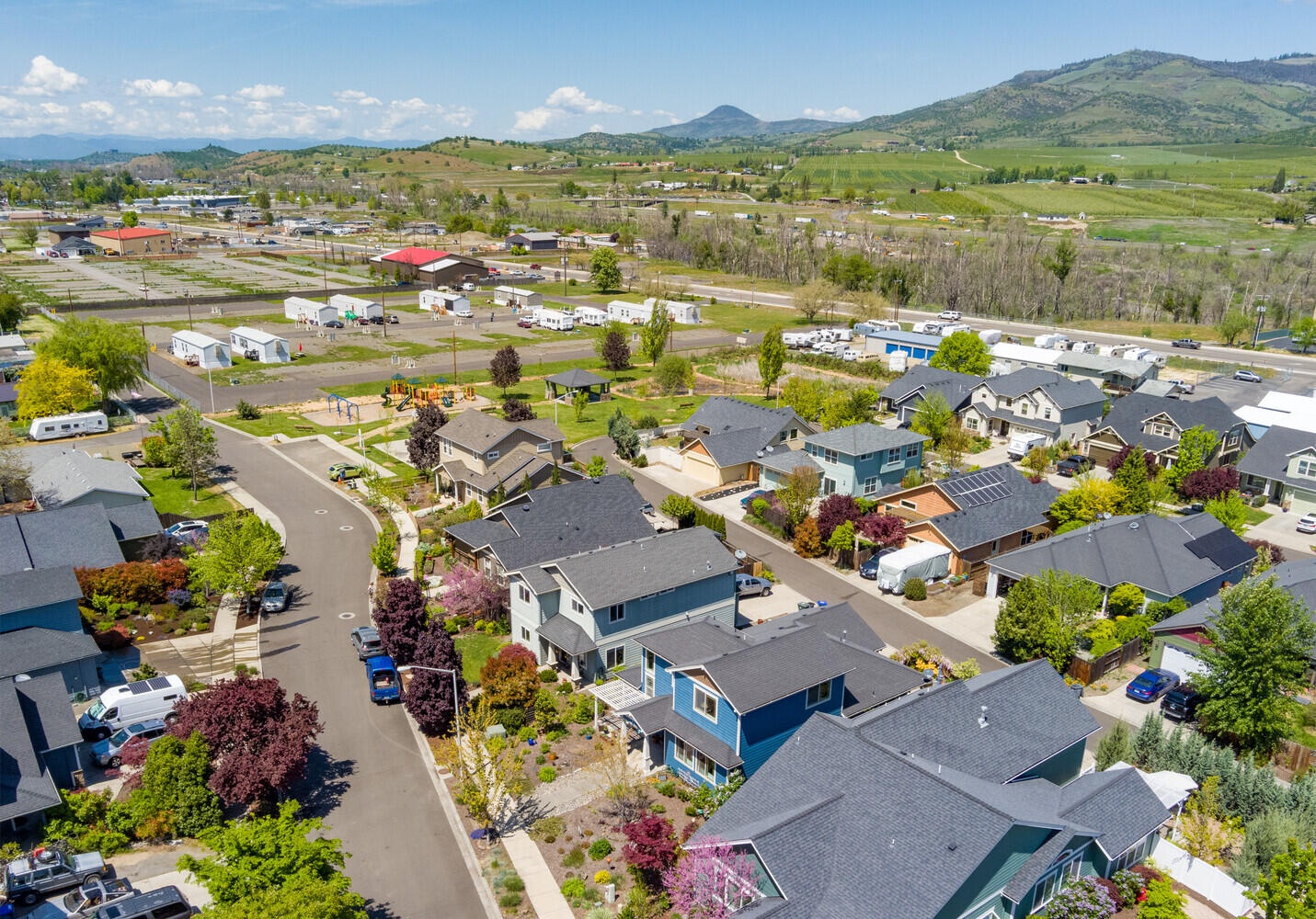 Kamerin Springs - Residential