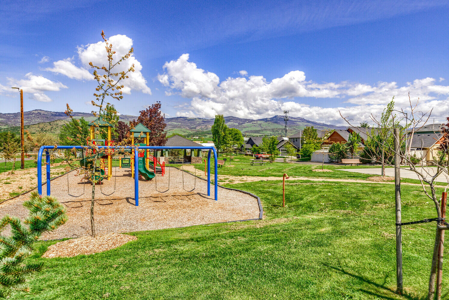 Kamerin Springs - Residential