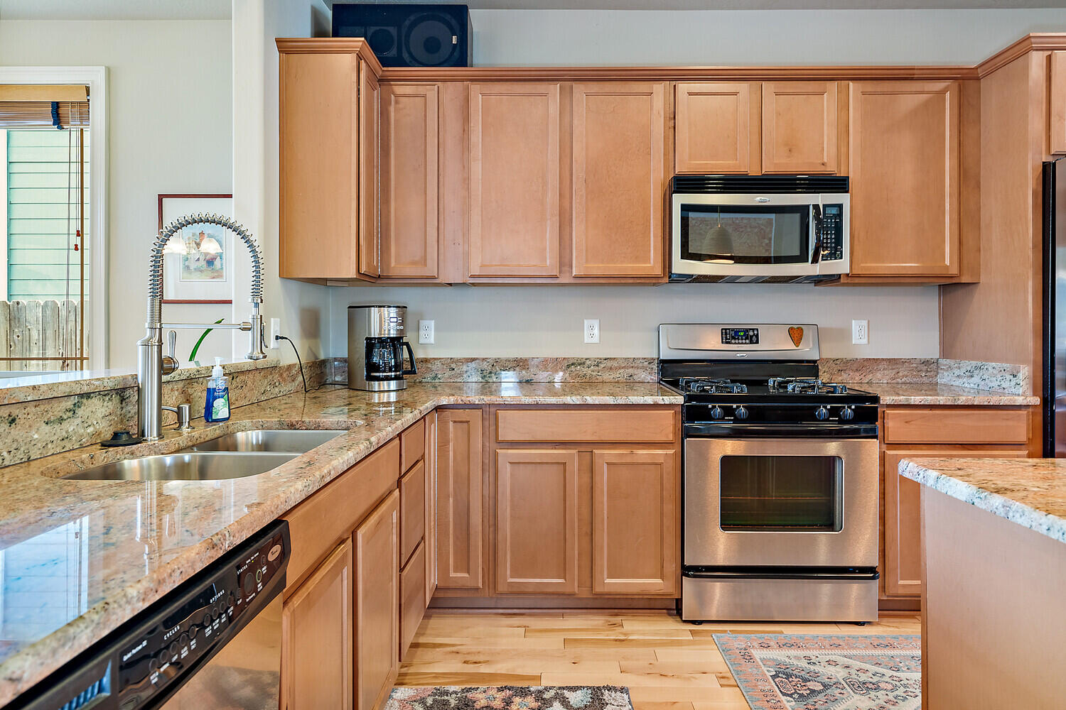 Kamerin Springs - Residential