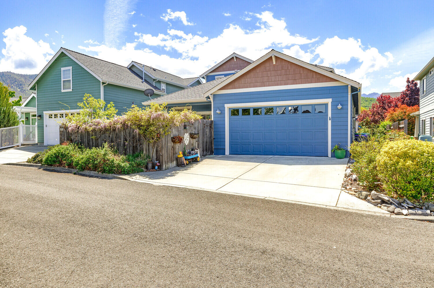 Kamerin Springs - Residential