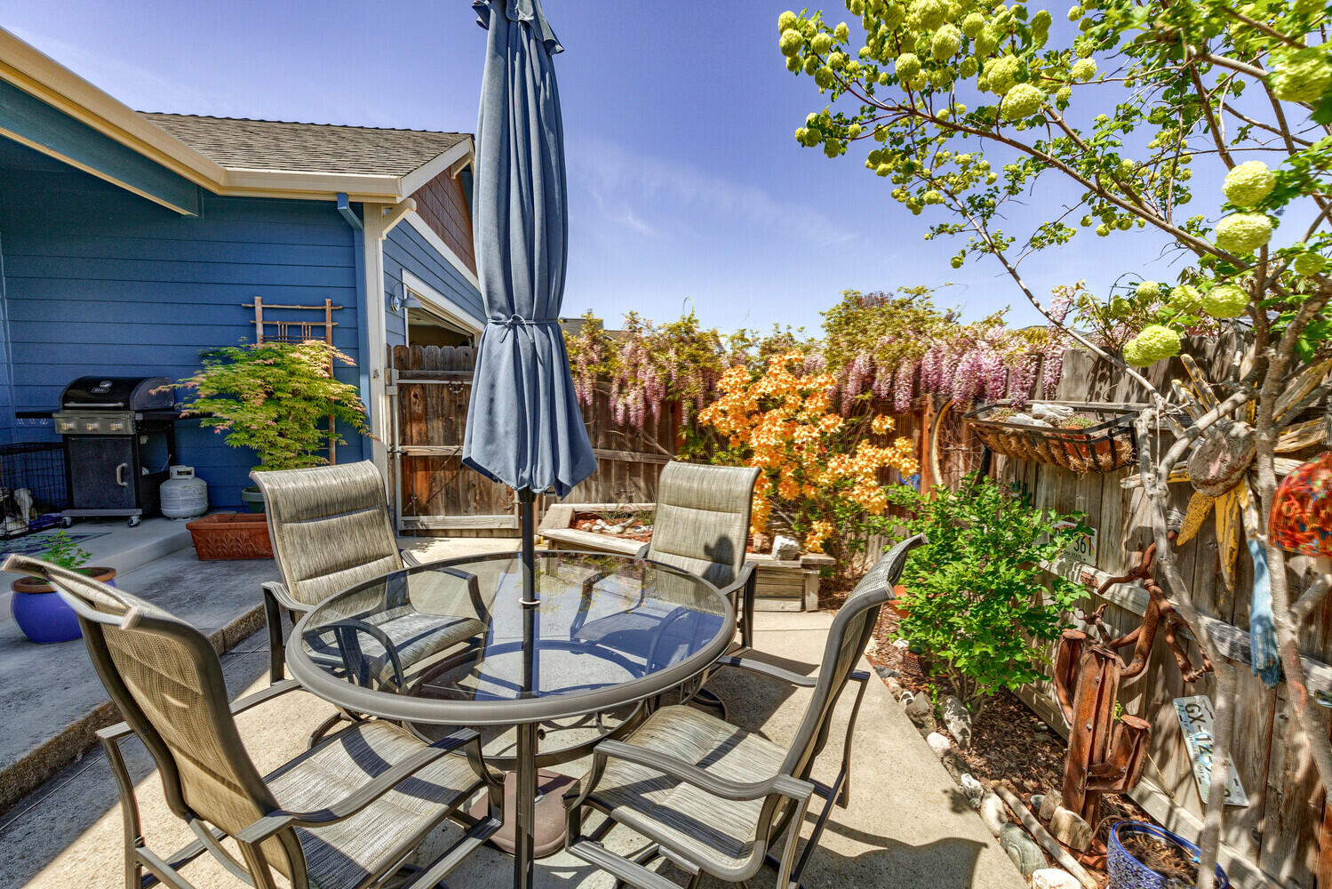 Kamerin Springs - Residential