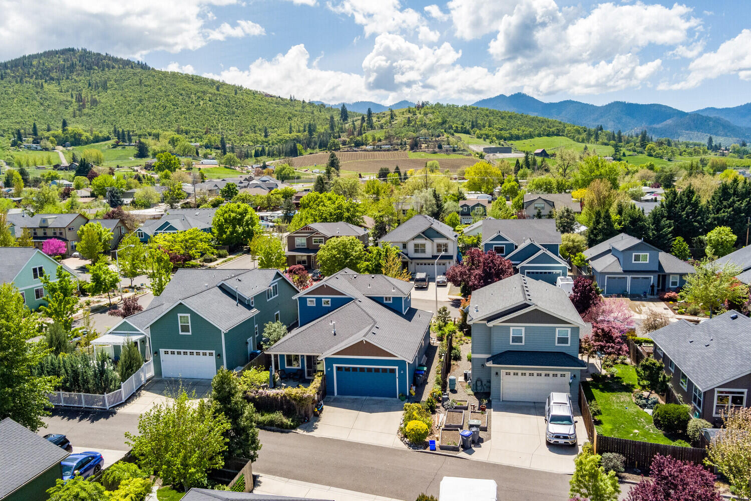 Kamerin Springs - Residential