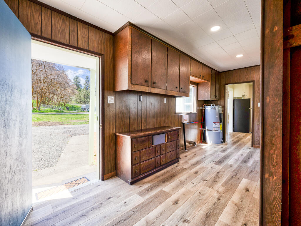 Troubador Trail - Residential