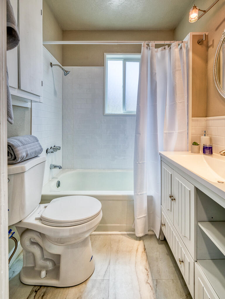 Troubador Trail - Residential