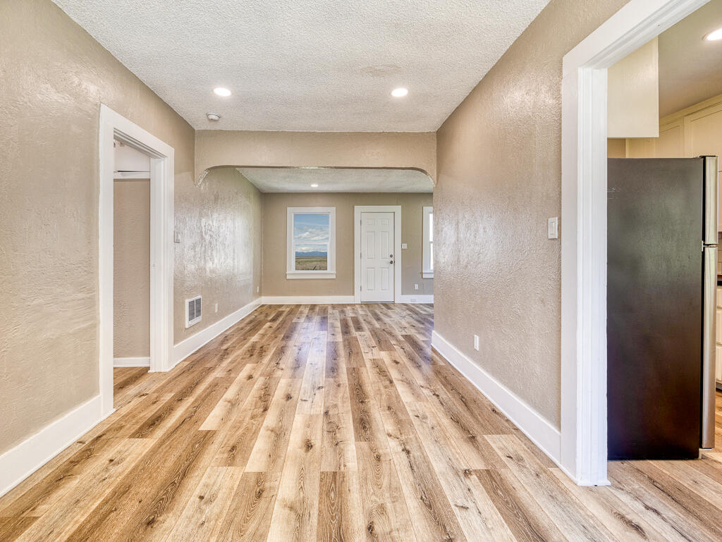 Troubador Trail - Residential