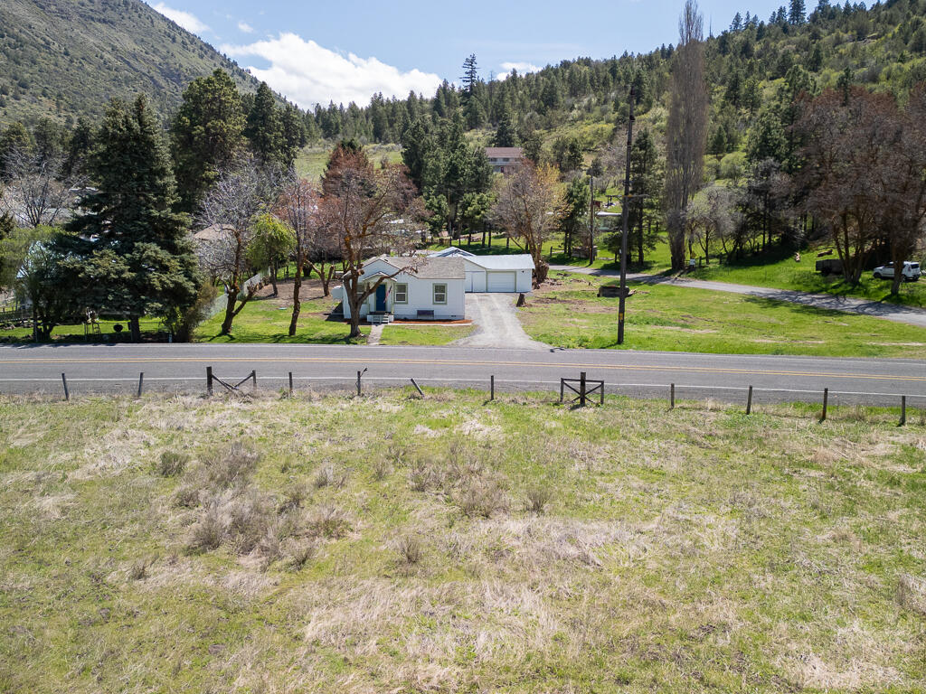 Troubador Trail - Residential