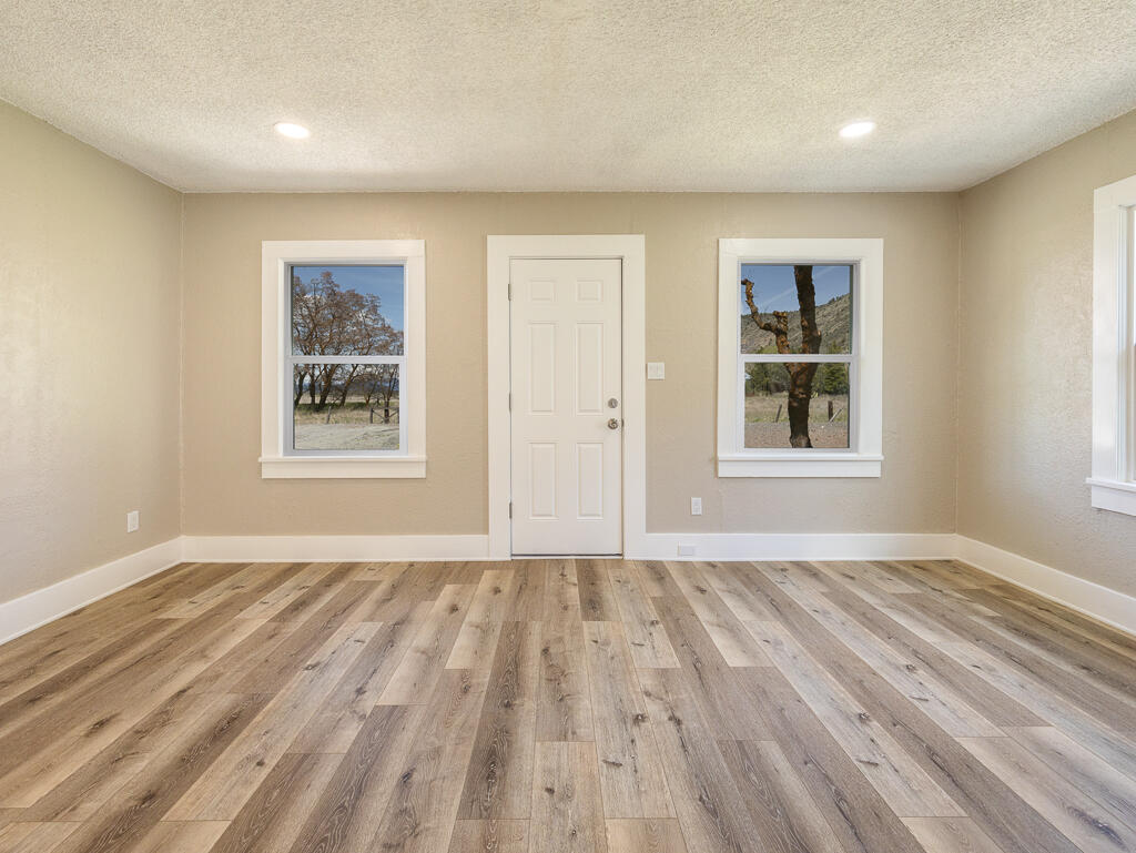 Troubador Trail - Residential