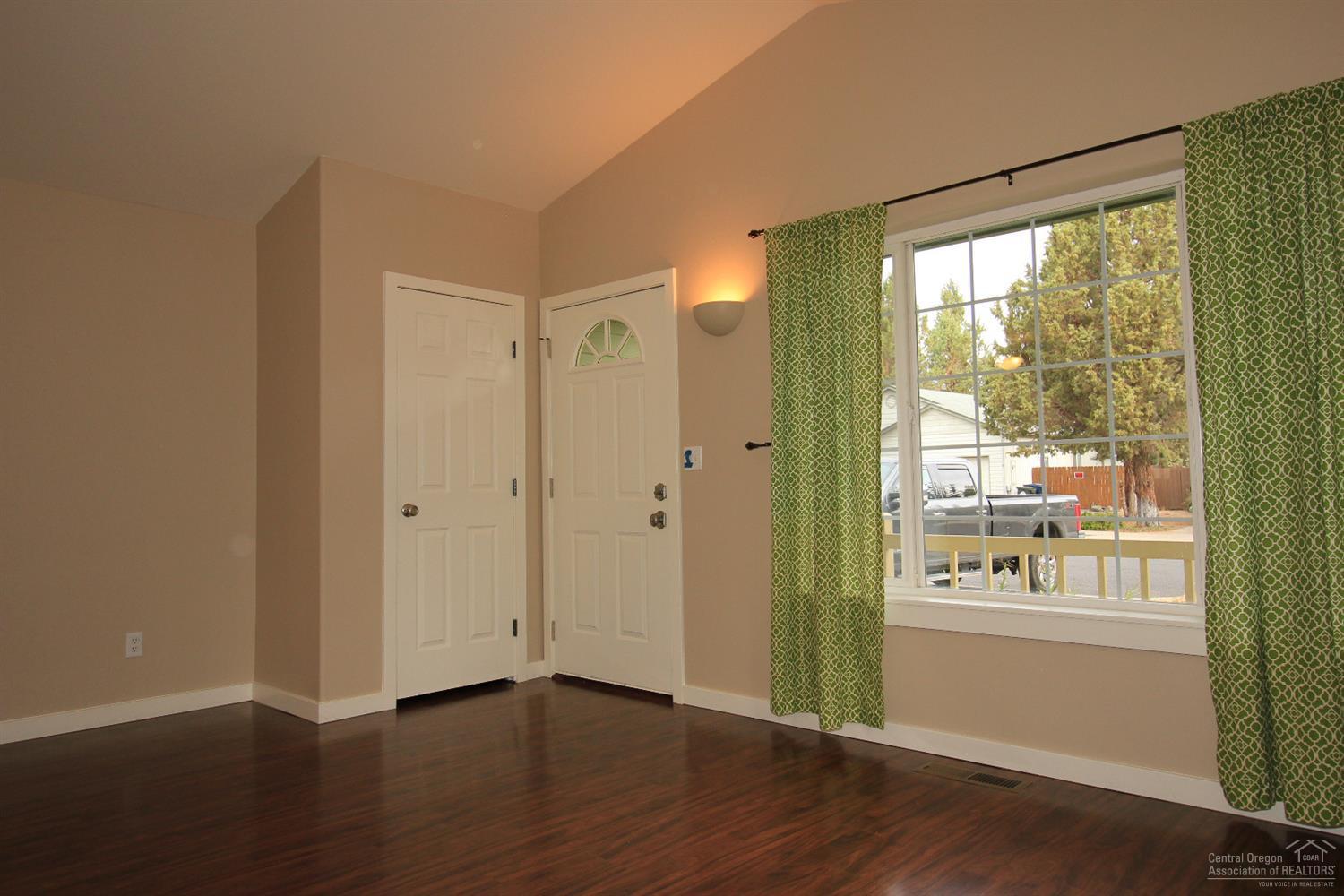 Cascade Peaks - Residential