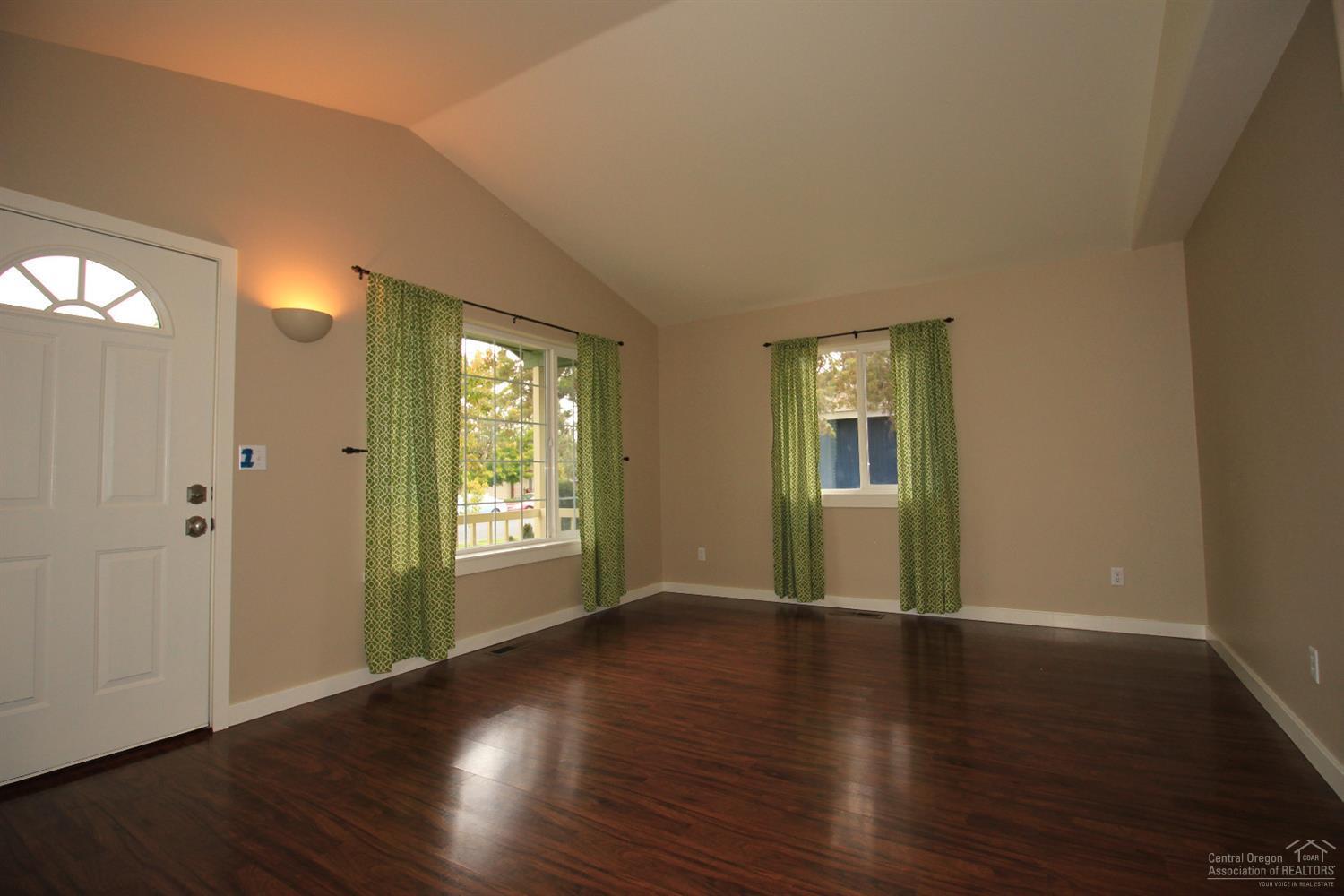 Cascade Peaks - Residential
