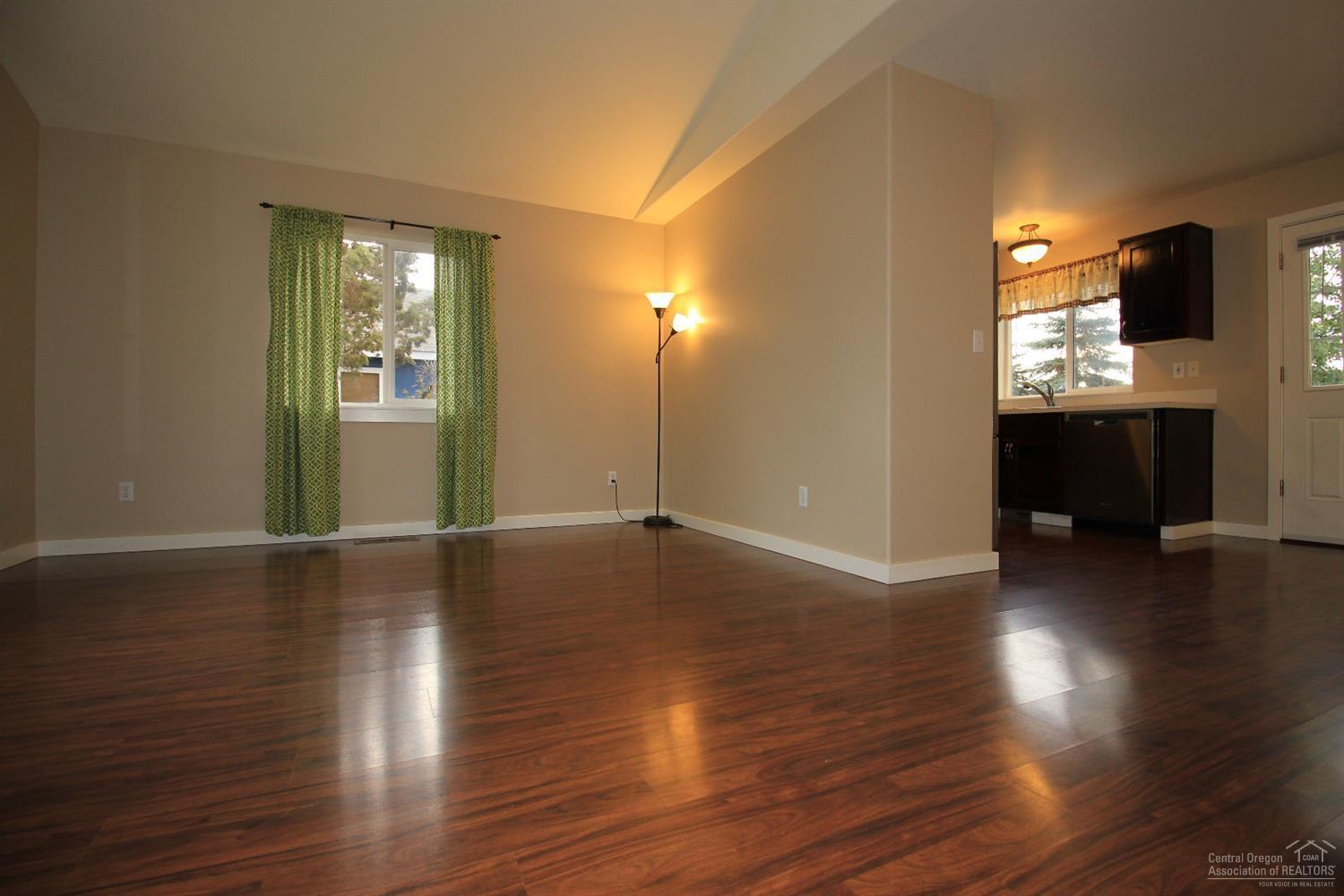 Cascade Peaks - Residential