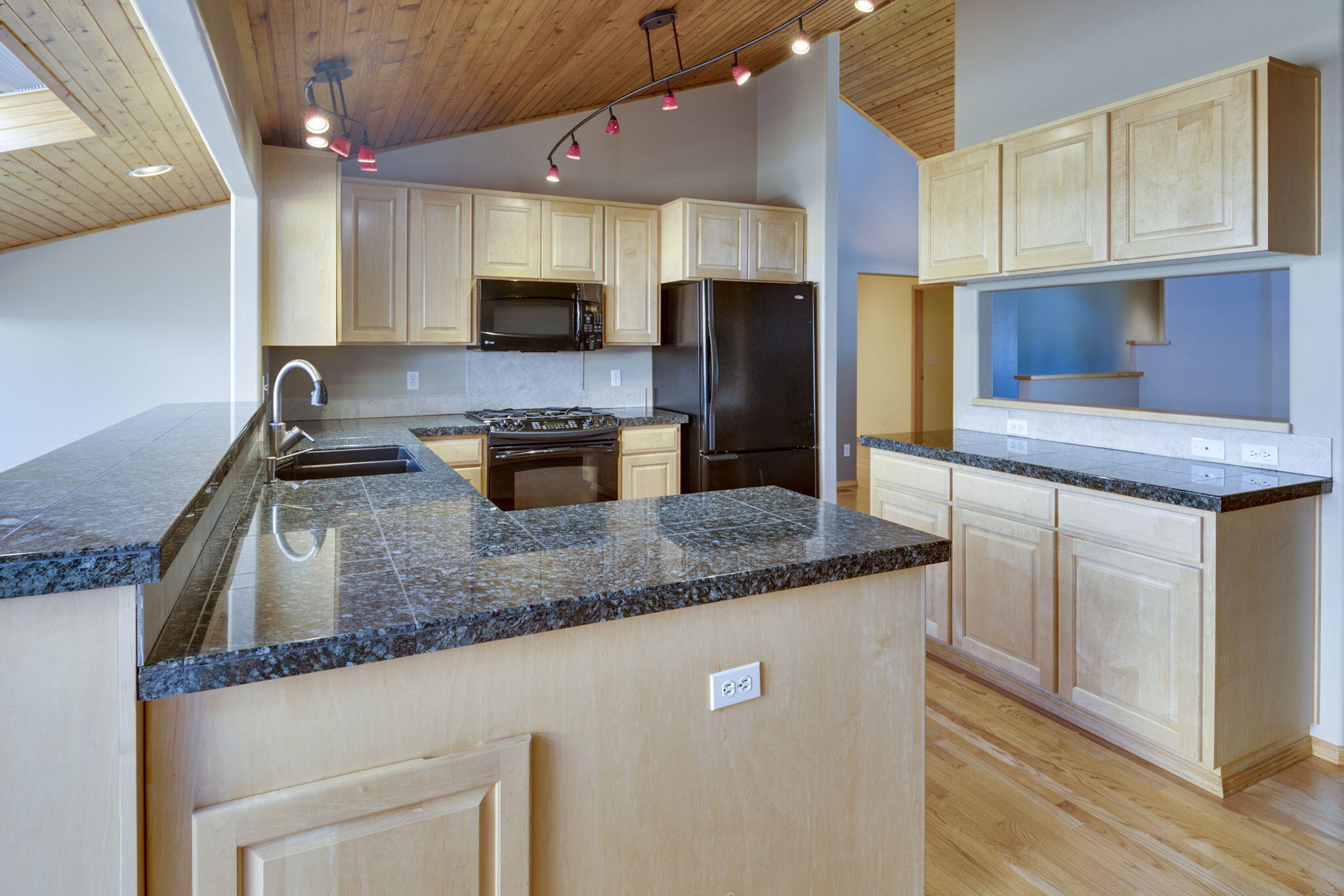 Ladera - Residential