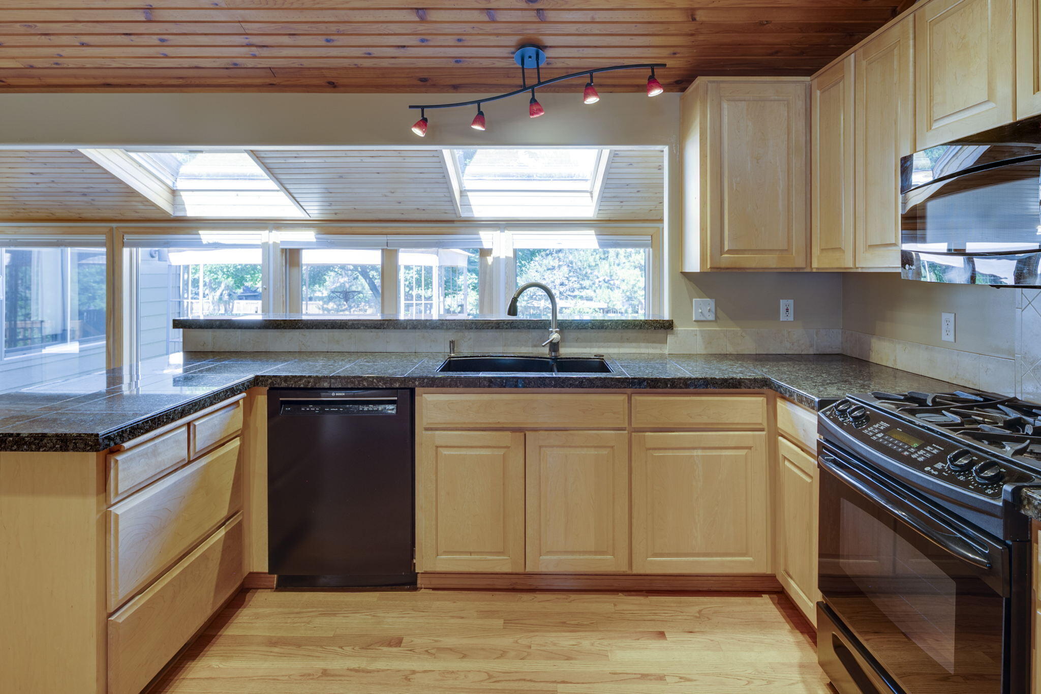 Ladera - Residential