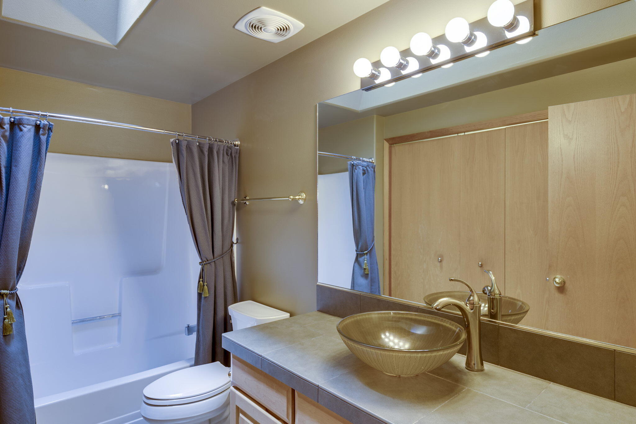 Ladera - Residential