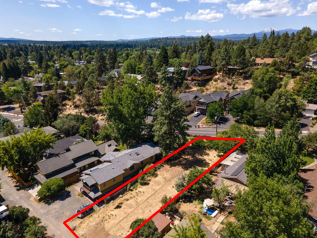 Aubrey Heights - Land