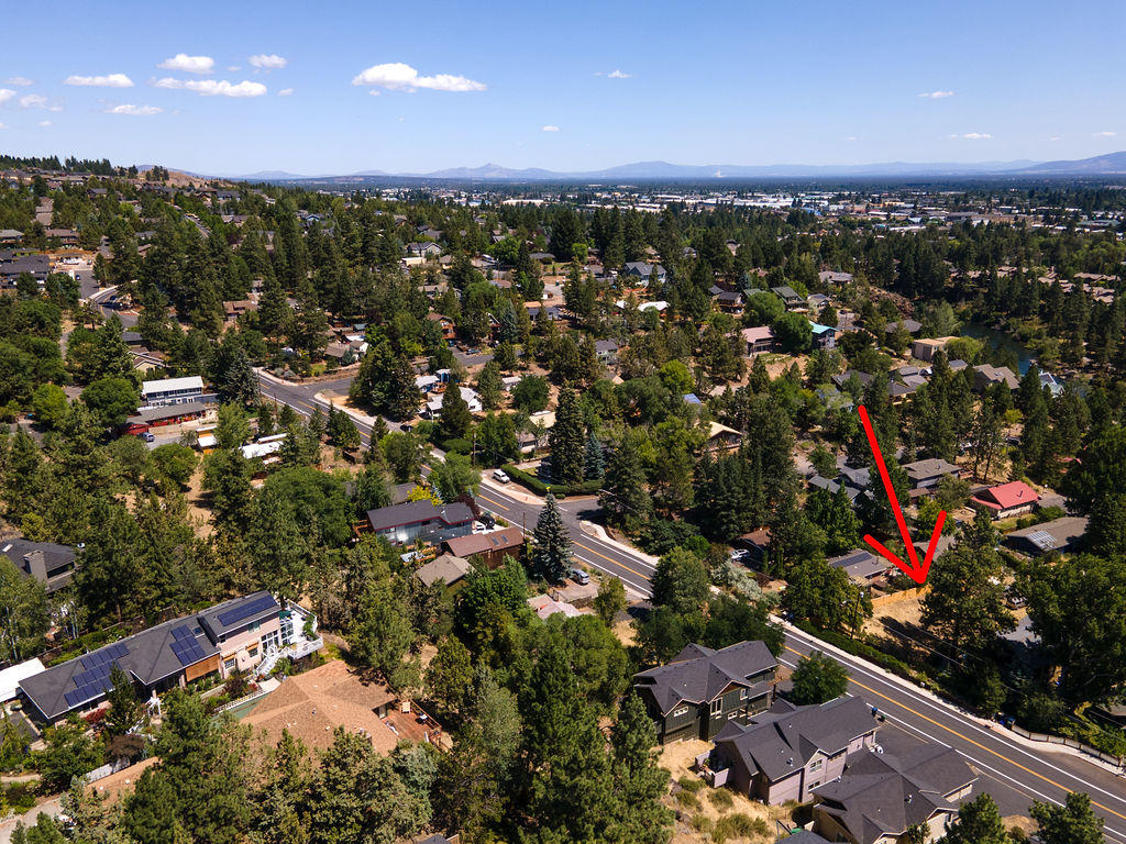 Aubrey Heights - Land