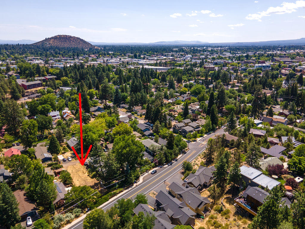 Aubrey Heights - Land