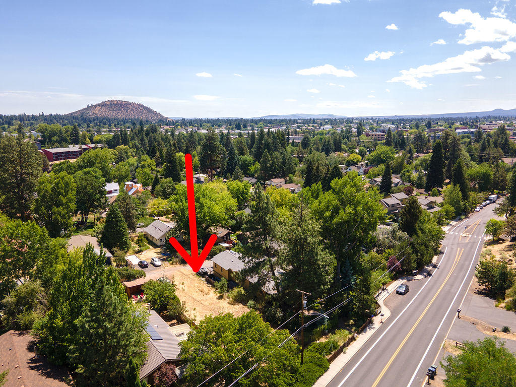 Aubrey Heights - Land