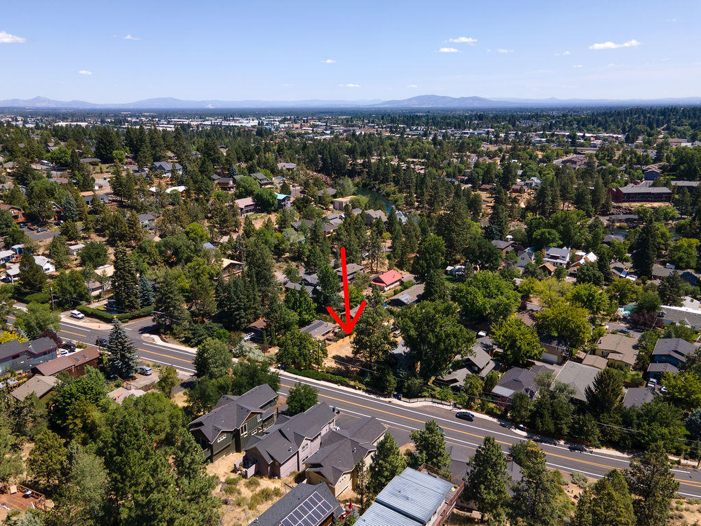 Aubrey Heights - Land