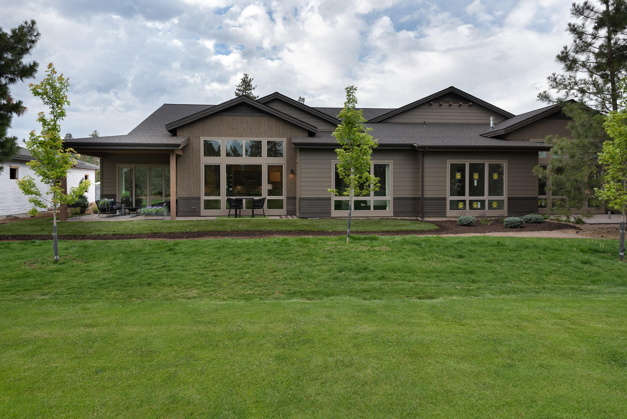 1925 Townhomes - Residential