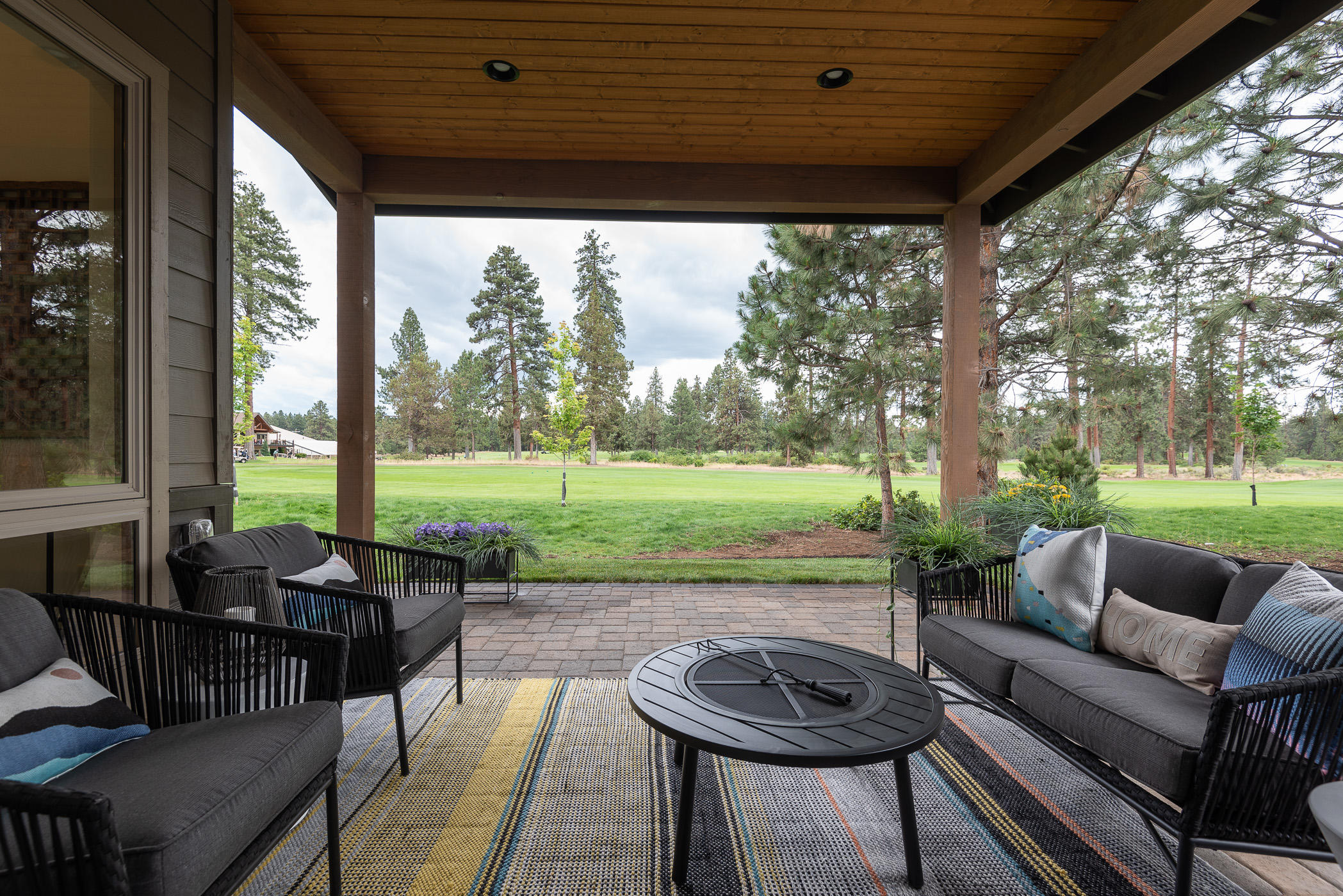 1925 Townhomes - Residential