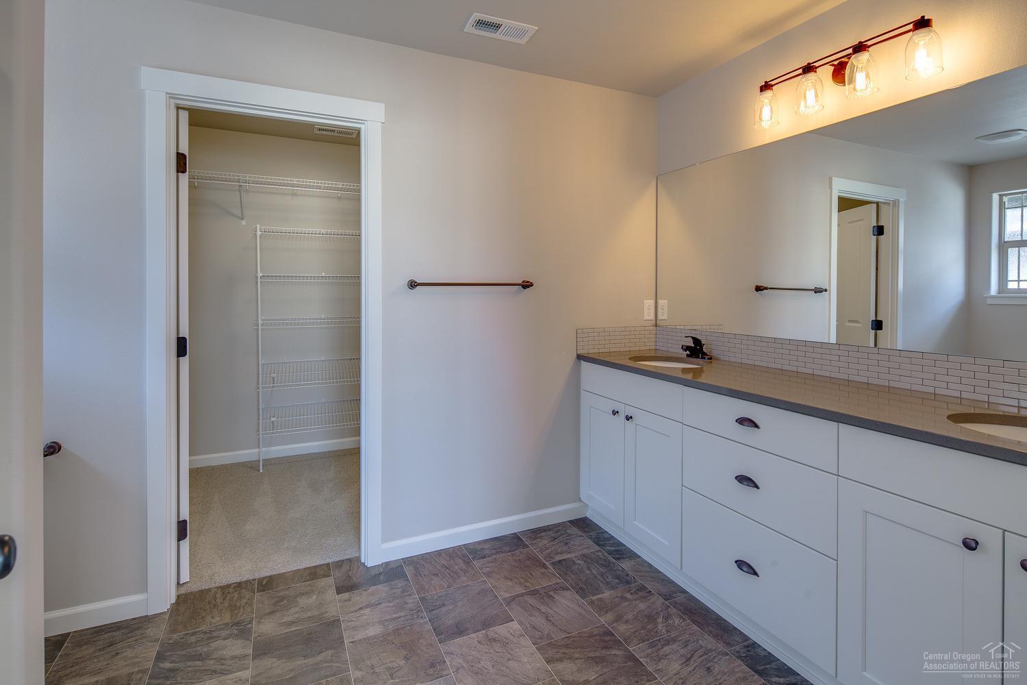 Fieldstone Crossing - Residential