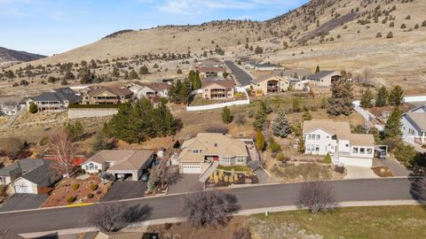 Tiny photo for 5615 Basin View Drive, Klamath Falls, OR 97603 (MLS # 220215450)