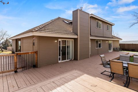 Tiny photo for 5615 Basin View Drive, Klamath Falls, OR 97603 (MLS # 220215450)