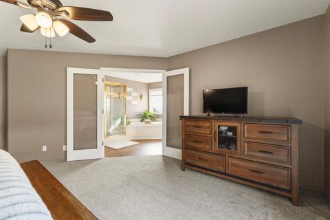 Tiny photo for 5615 Basin View Drive, Klamath Falls, OR 97603 (MLS # 220215450)