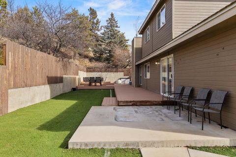 Tiny photo for 5615 Basin View Drive, Klamath Falls, OR 97603 (MLS # 220215450)