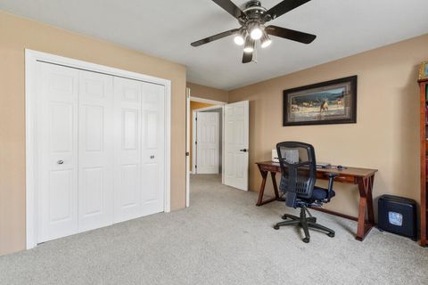 Tiny photo for 5615 Basin View Drive, Klamath Falls, OR 97603 (MLS # 220215450)