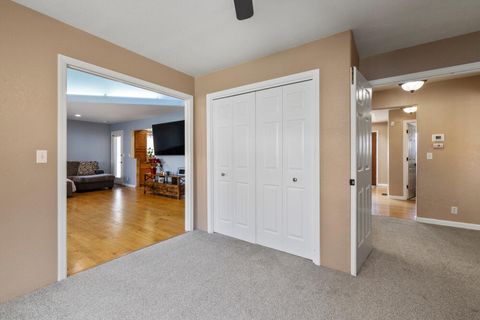 Tiny photo for 5615 Basin View Drive, Klamath Falls, OR 97603 (MLS # 220215450)