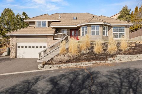 Tiny photo for 5615 Basin View Drive, Klamath Falls, OR 97603 (MLS # 220215450)
