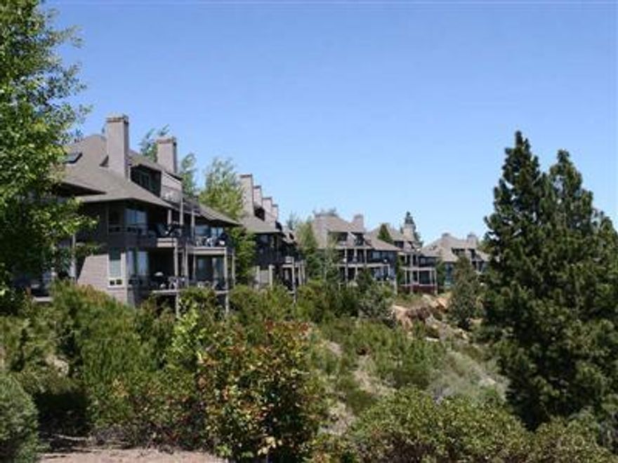 Just Remodeled! Whether you seek a family retreat, permanent residence or a vacation rental, River Ridge at Mt. Bachelor Village is a perfect fit. Situated high on the bluff of the spectacular Deschutes River, this 3 bedroom, 3 bathroom condo is smack dab in the middle of unlimited activities in a pristine Resort environment. All within close proximity of historic downtown Bend, the Old Mill District & on the road to Mt. Bachelor Ski Resort.