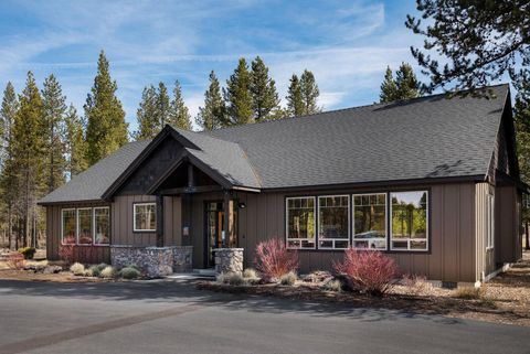 Tiny photo for 51844 Hollinshead Place, La Pine, OR 97739 (MLS # 220215754)