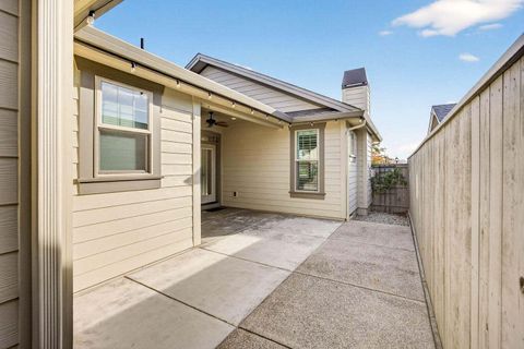 Tiny photo for 3957 Shamrock Drive, Medford, OR 97504 (MLS # 220214811)