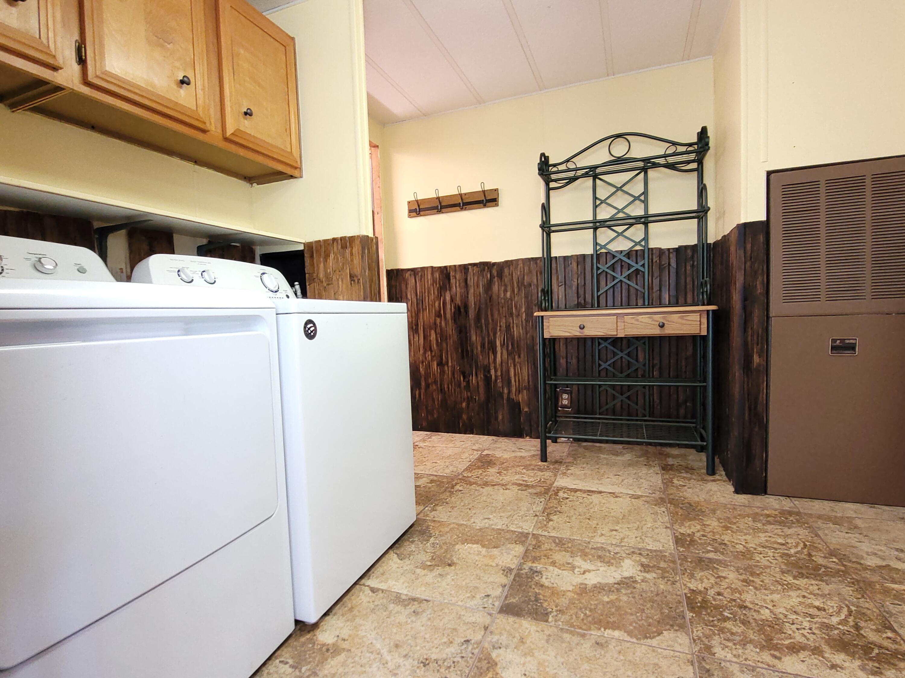 Pinecrest - Residential