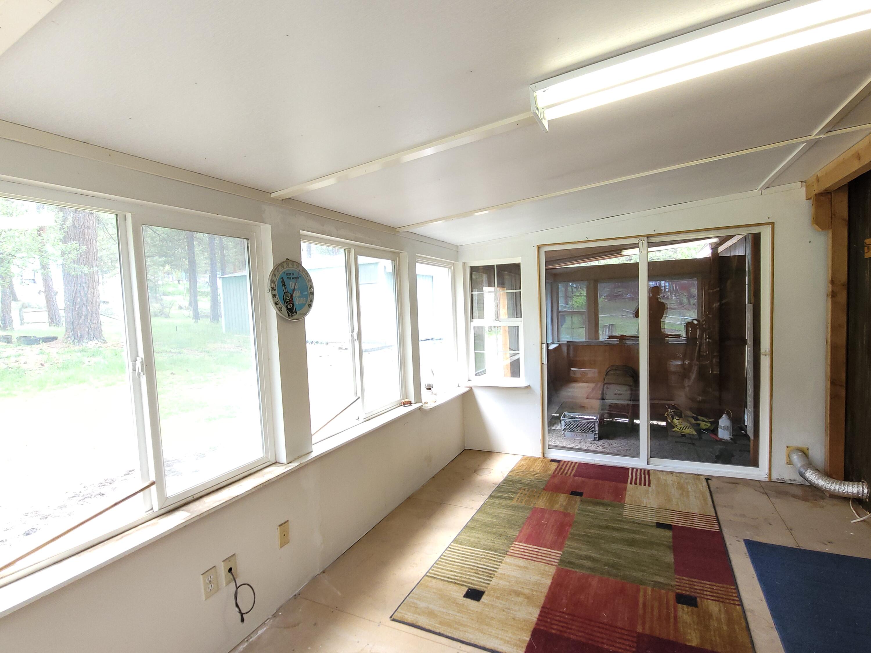 Pinecrest - Residential