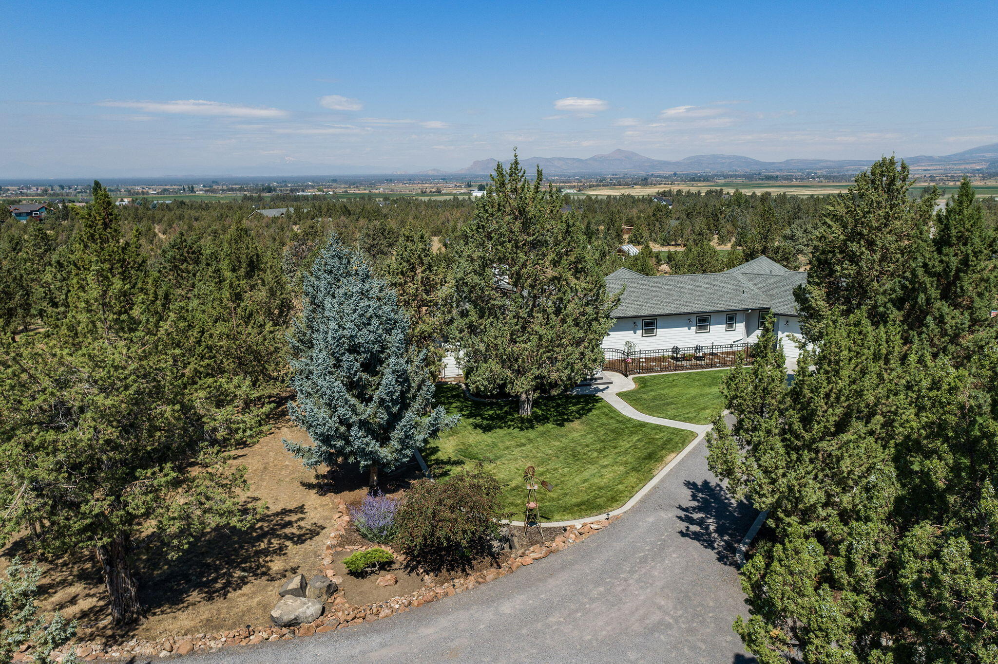 Mtn View Estate - Residential