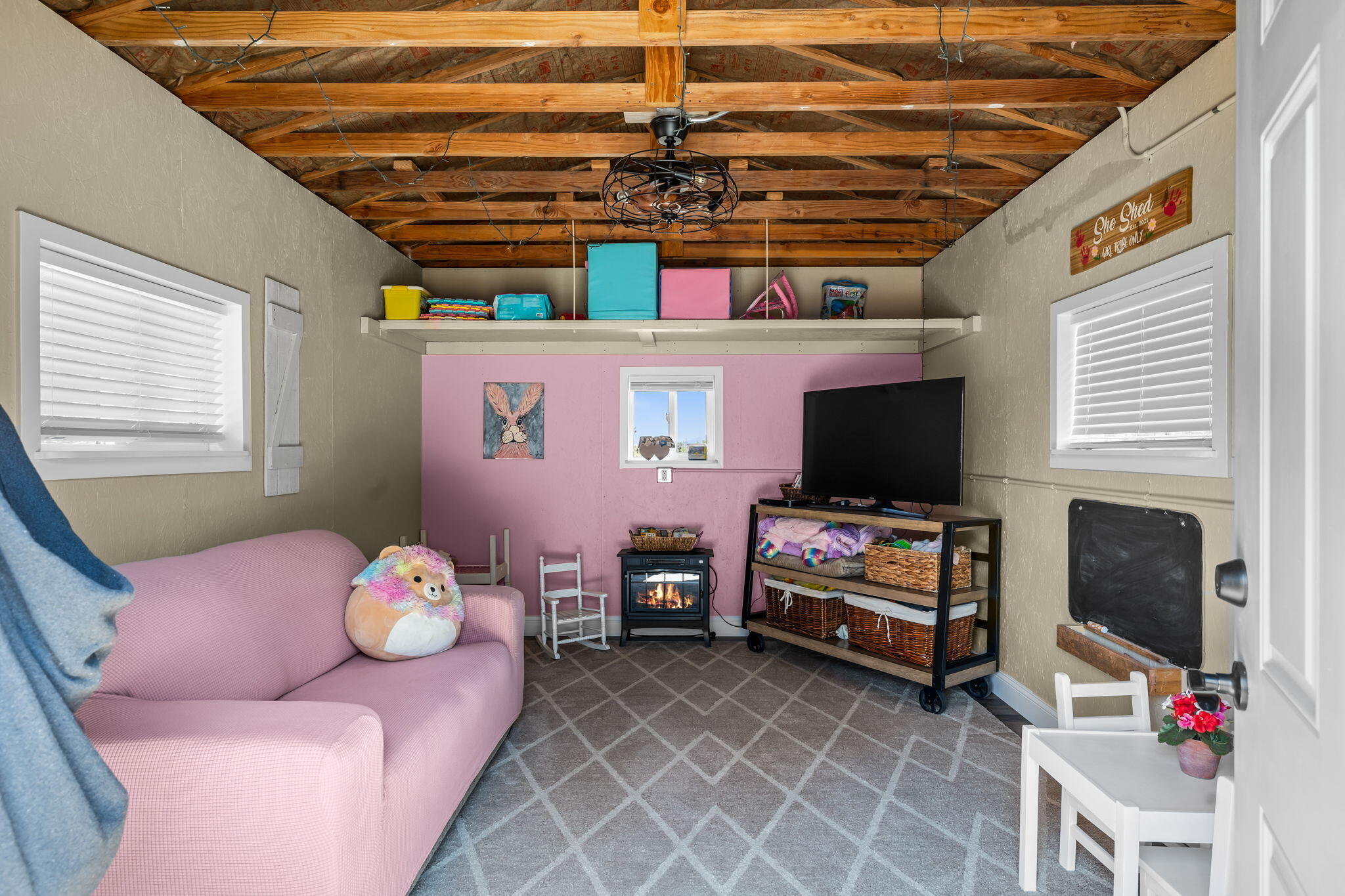 Mtn View Estate - Residential