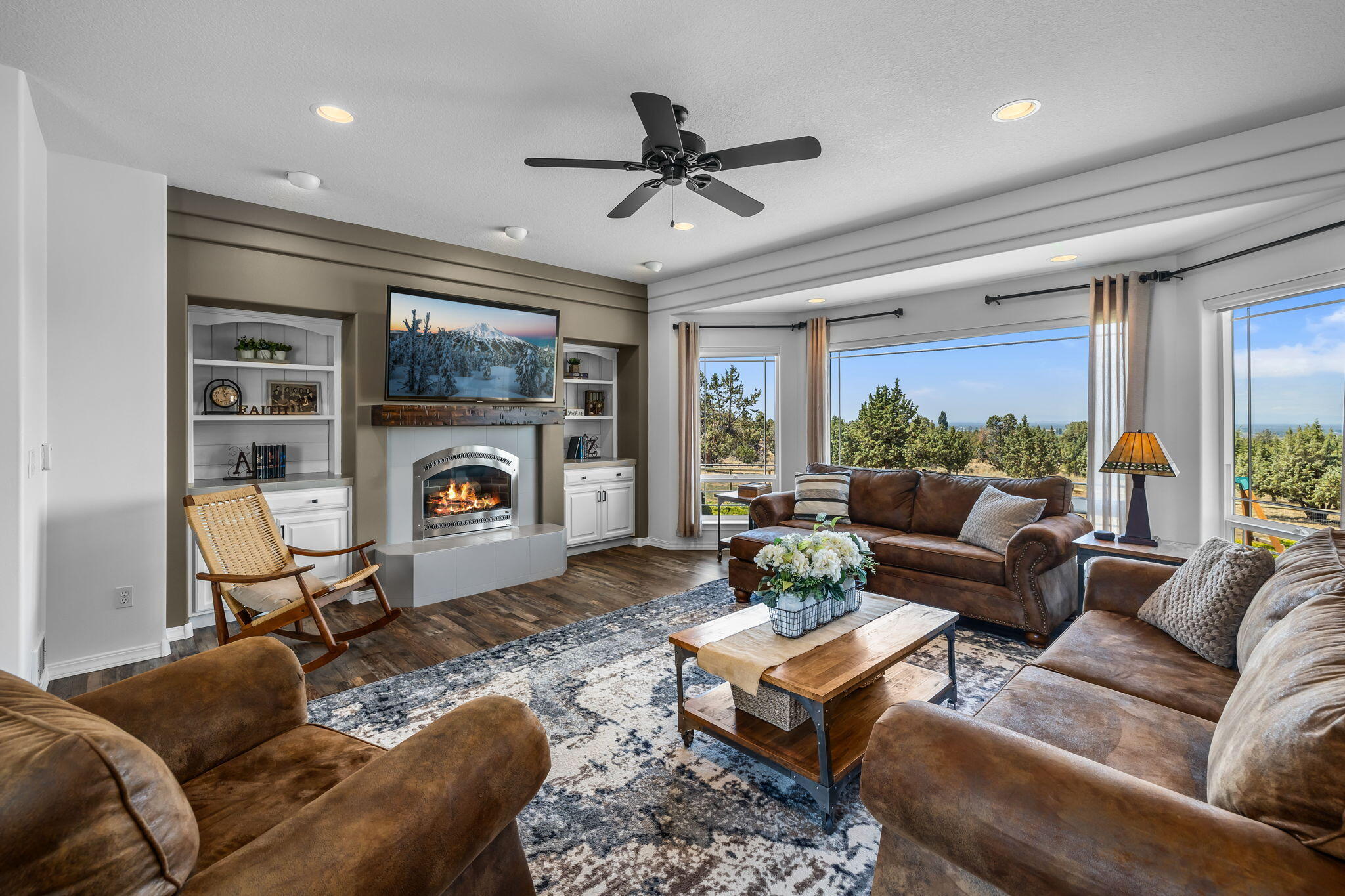 Mtn View Estate - Residential