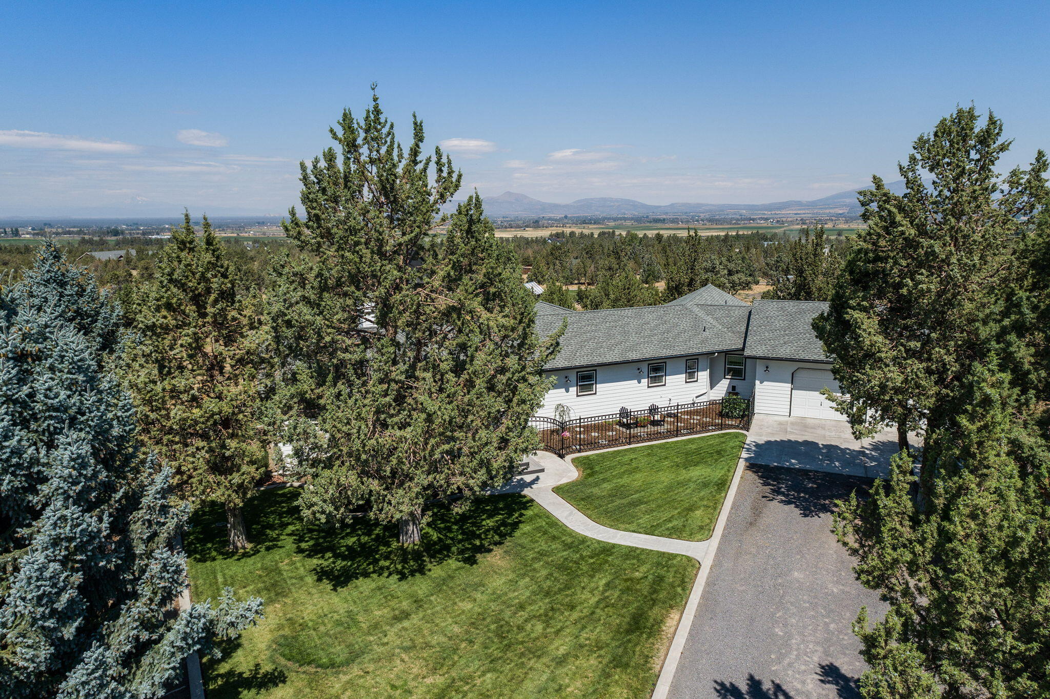 Mtn View Estate - Residential