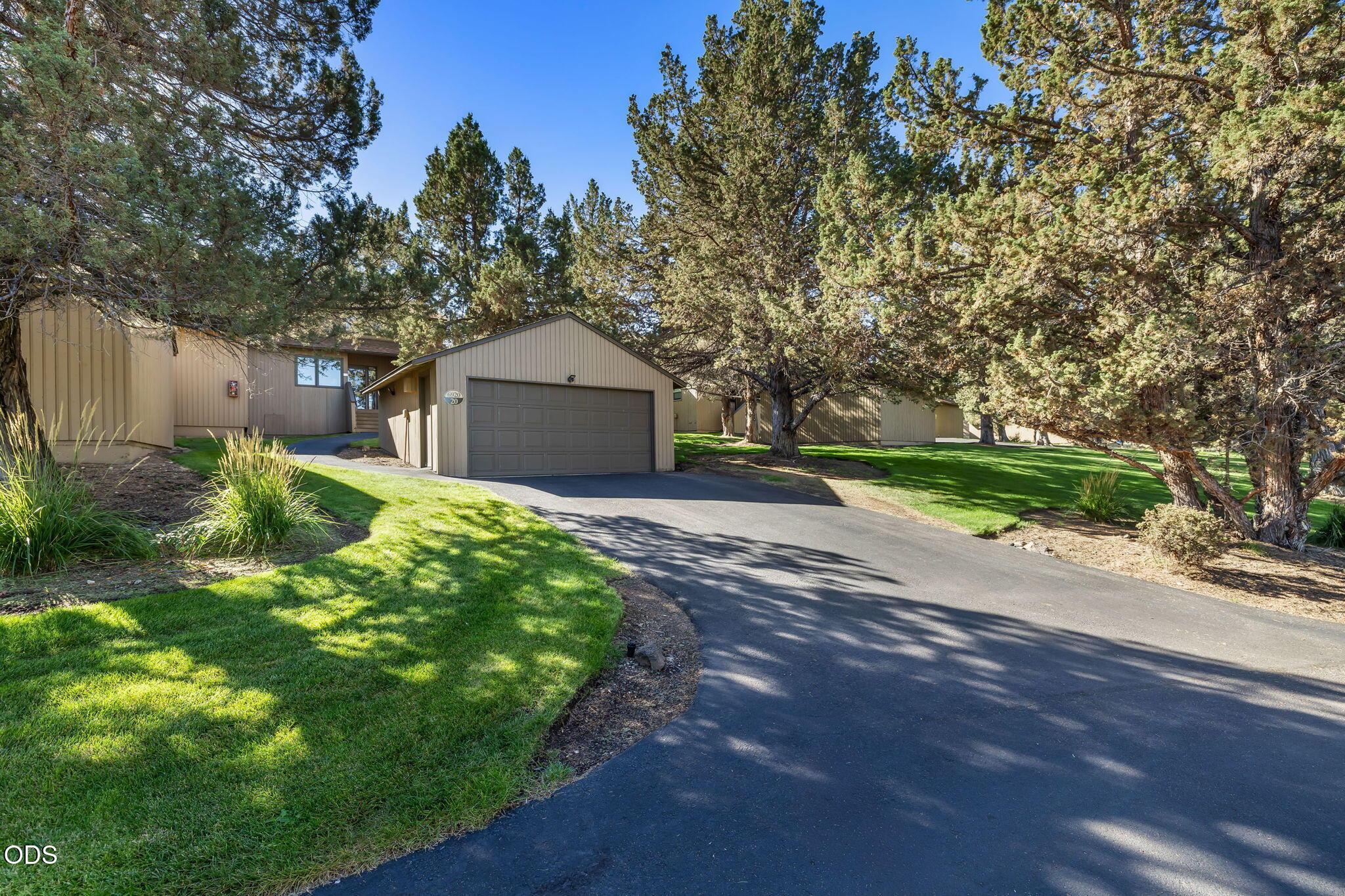 6920 Robin Court