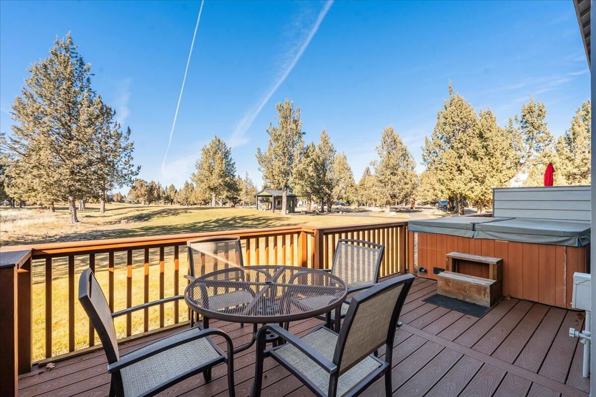 Eagle Crest - Residential