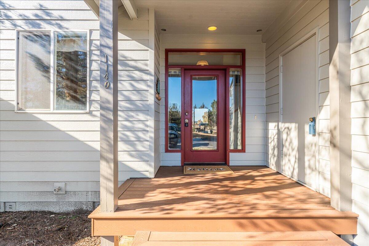 1140 Golden Pheasant Drive