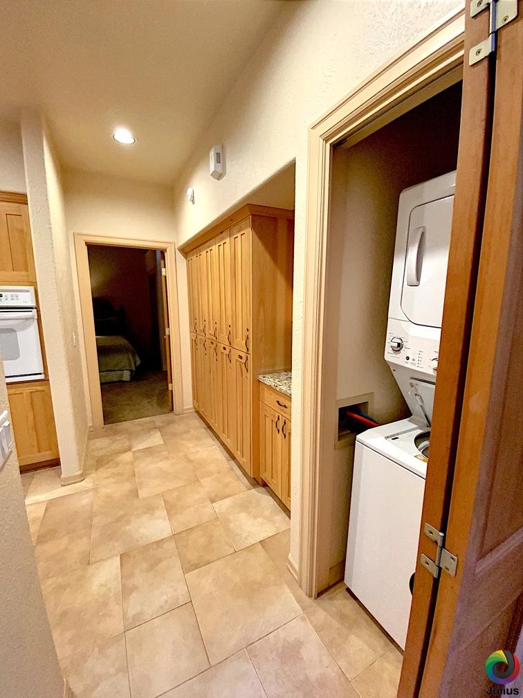 StoneTH - Residential