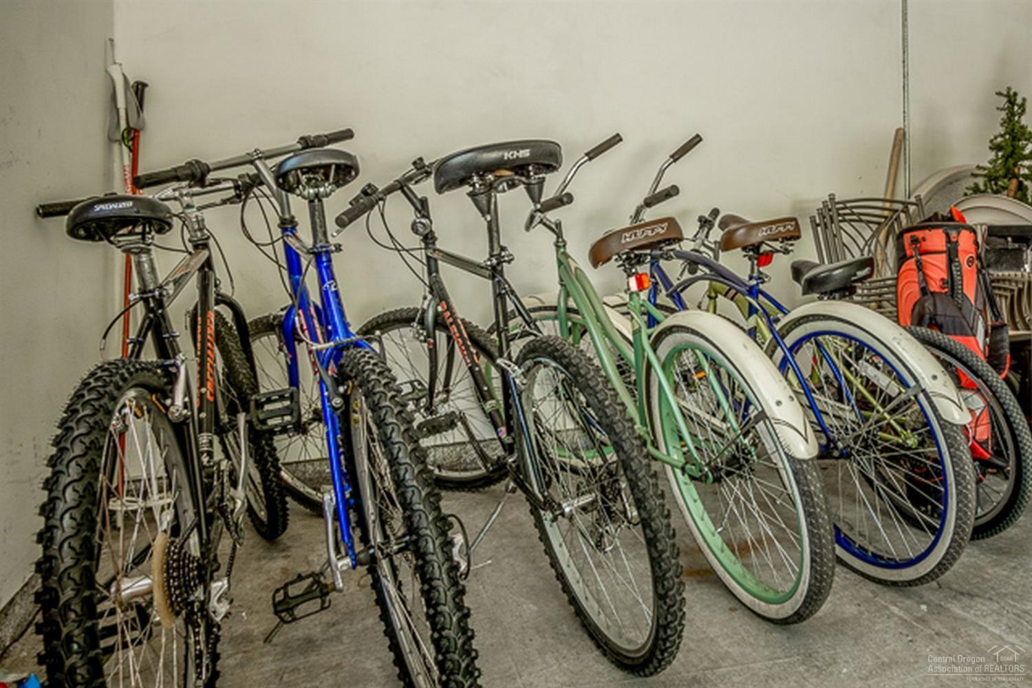 Fairway Crest Village - Residential